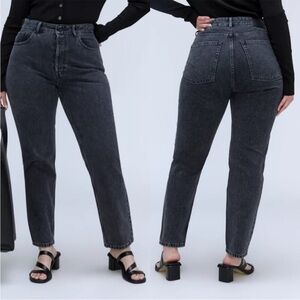Everlane The Curvy 90s Cheeky Straight Jean Black